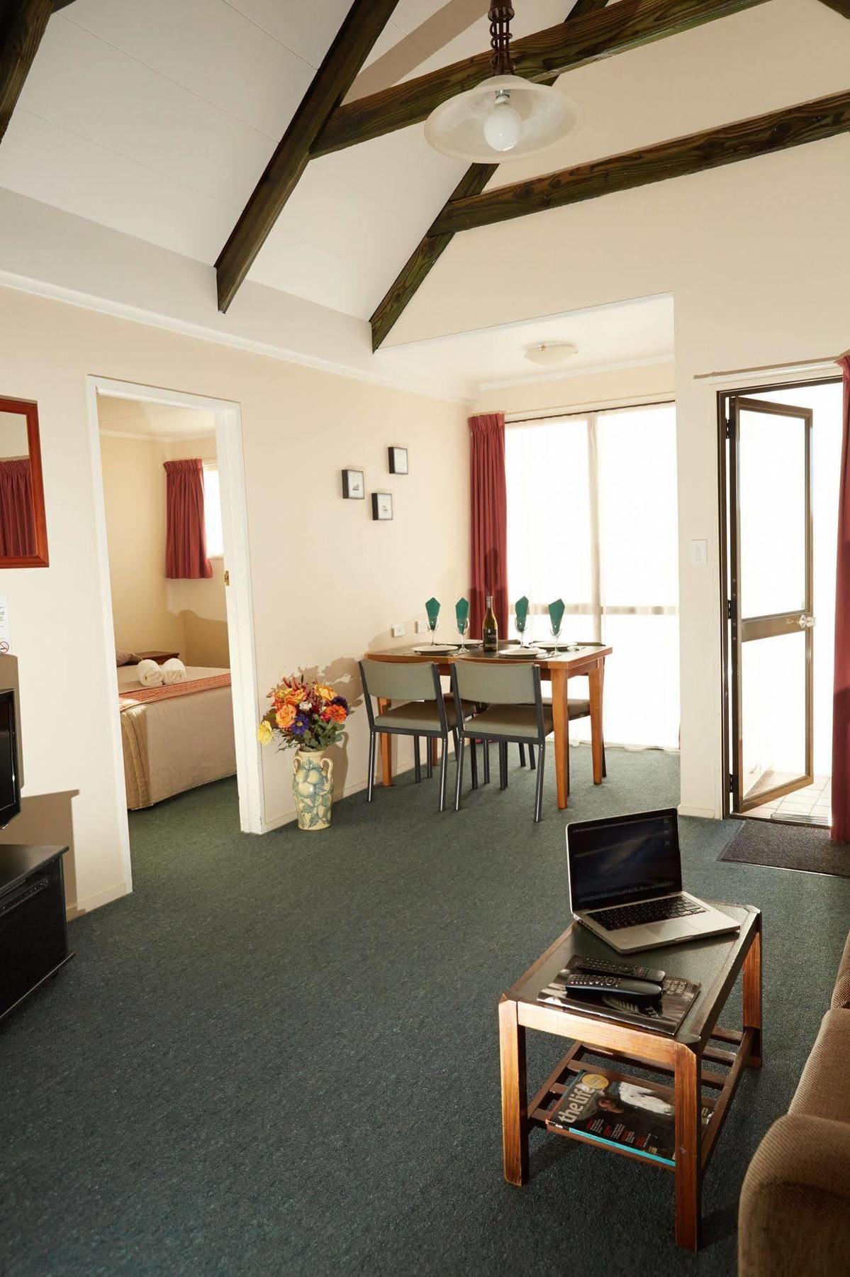 Bavarian Motel Инверкаргил Екстериор снимка